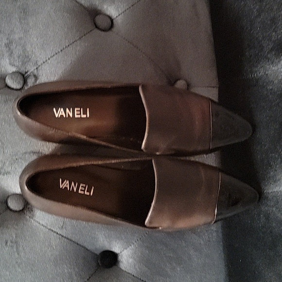 Vaneli Black Flats 'Fable' 8.5 Narrow NIB - Picture 12 of 16